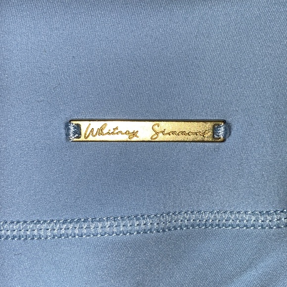 Gymshark Biker Shorts - Picture 2 of 5